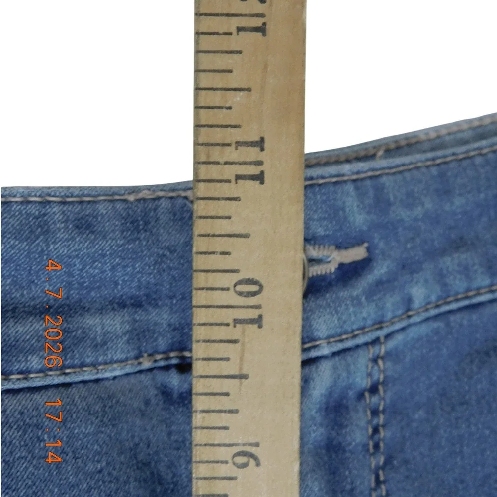 Bandolino Mandie Straight Leg Jeans Womens 10 Medium‎ Wash Blue Denim Pants